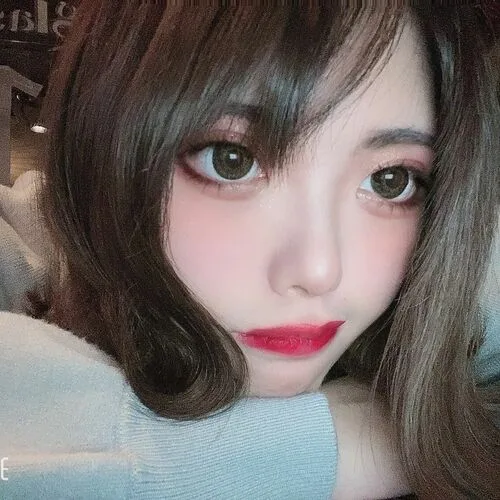 あいちゃん(Kカップ巨乳、爆乳)