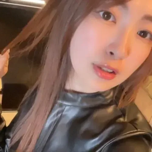 黒月ルナ