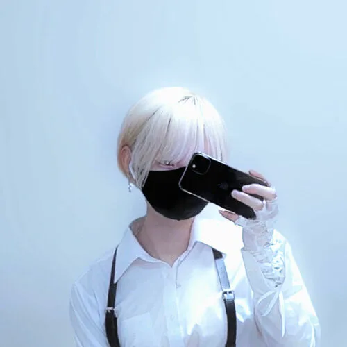 ʟ ᴜ ɴ ᴀ (金髪男の娘)